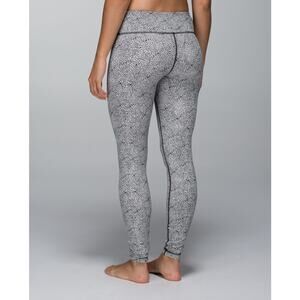 Lululemon Wunder Under Leggings Plush Petal Pattern Size 4